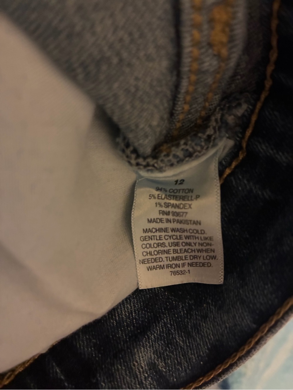 a.n.a Women's Skinny Jeans in Dark Wash Blue - Picture 3 of 3